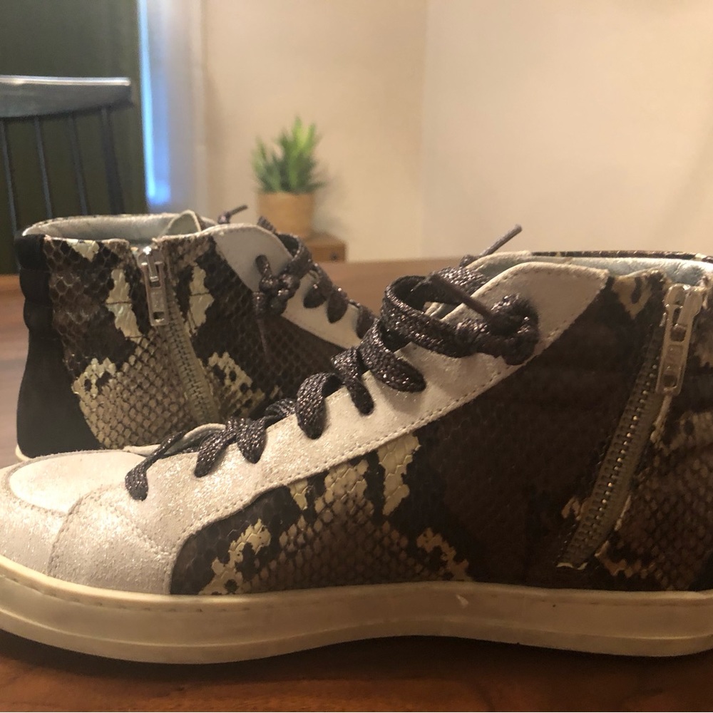 P448 Sneakers